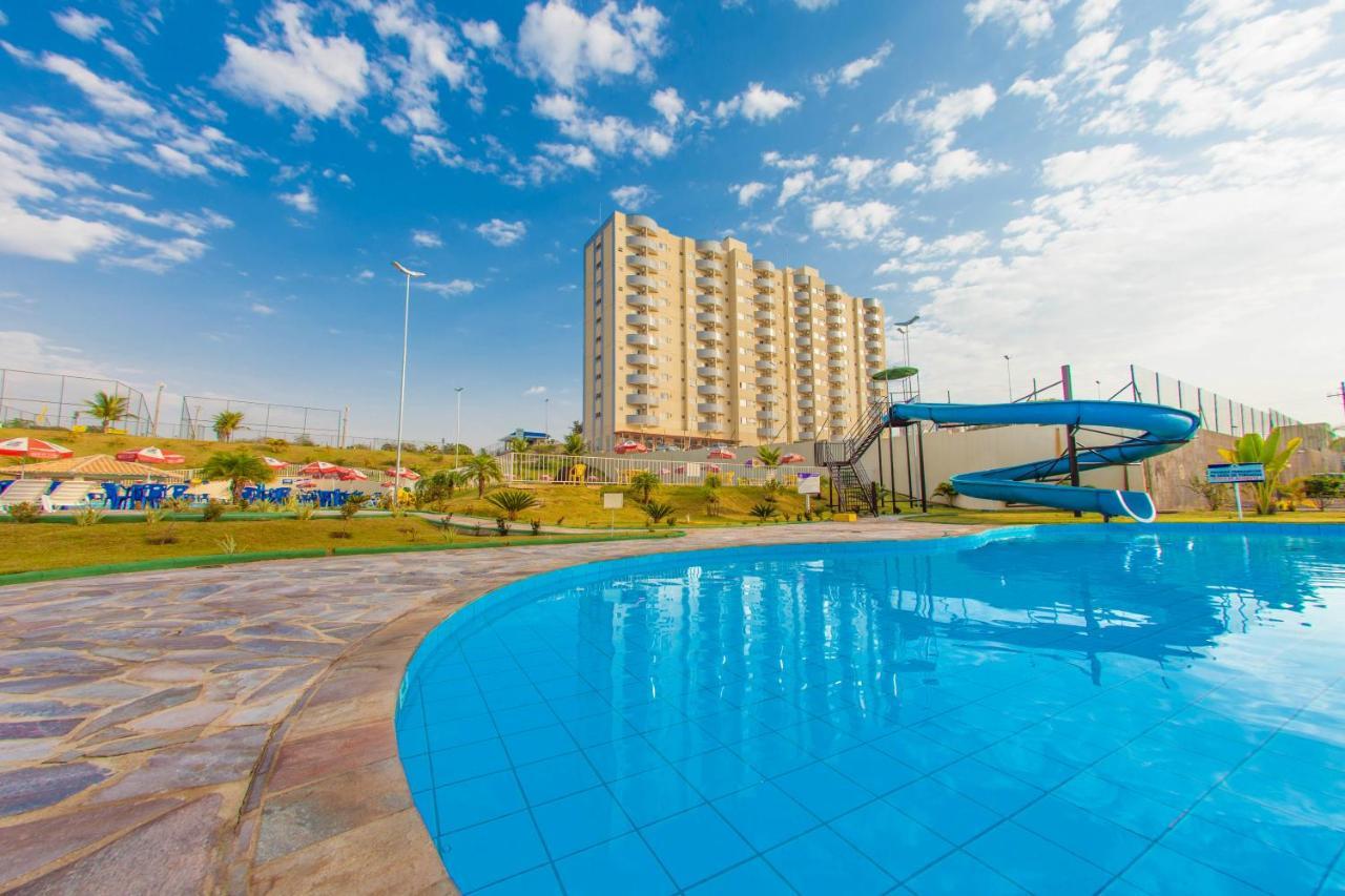 Апартаменти Golden Dolphin Express Via Giro Imobtech Калдас-Новас Екстер'єр фото
